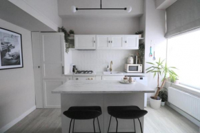 Modern Flat in Central Edinburgh